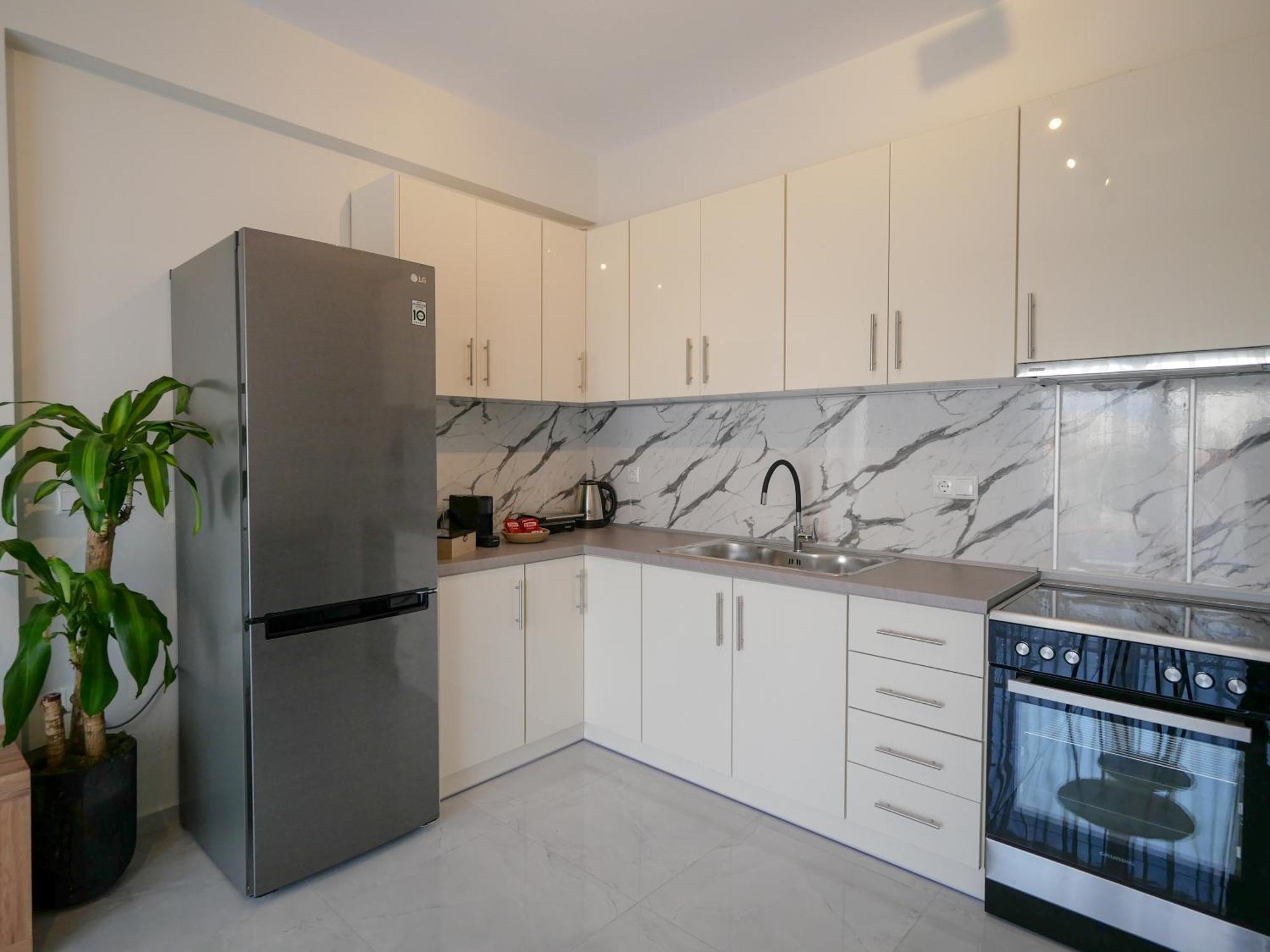 Deluxe Apartment Trikala  Bagian luar foto