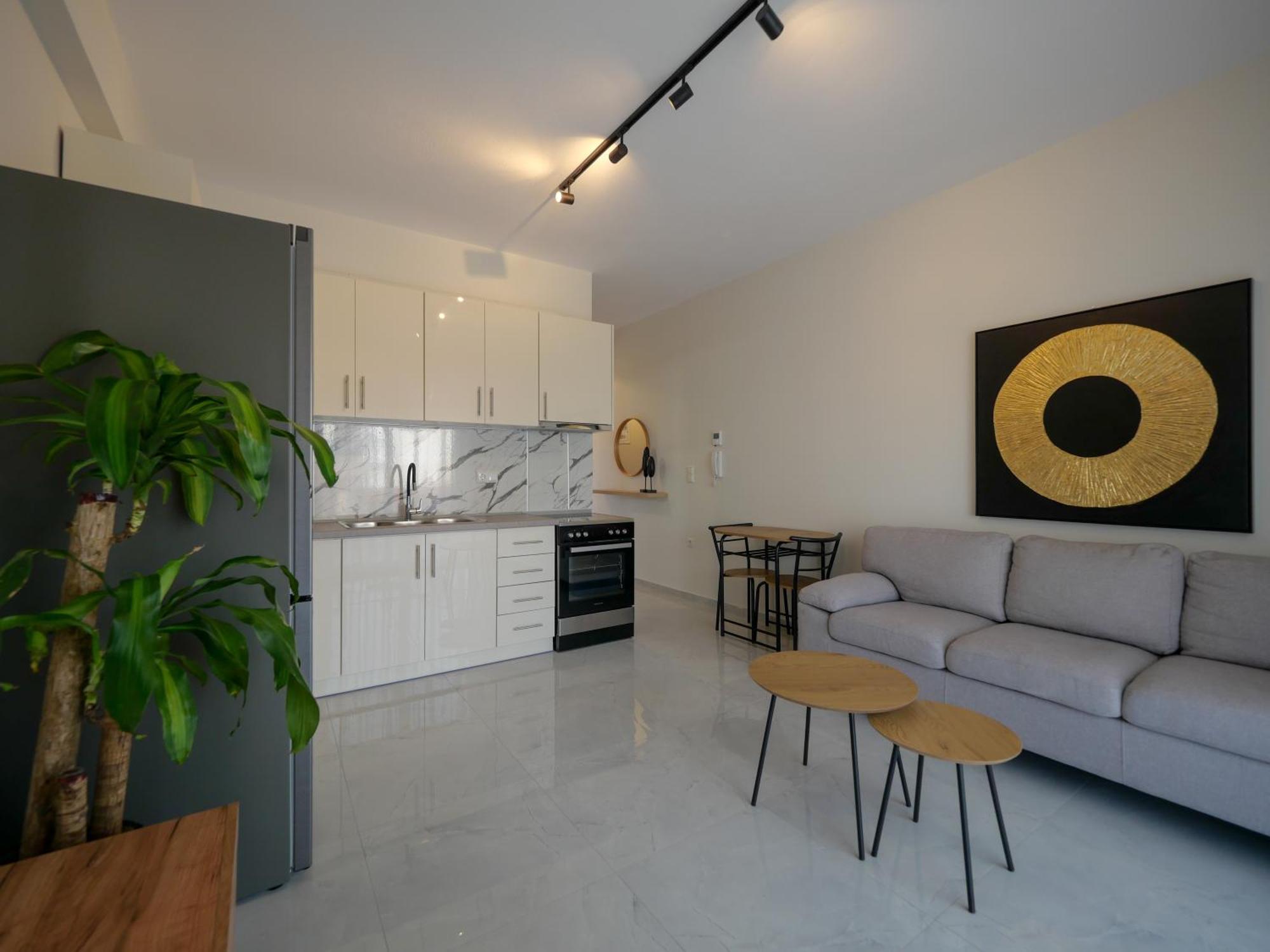 Deluxe Apartment Trikala  Bagian luar foto