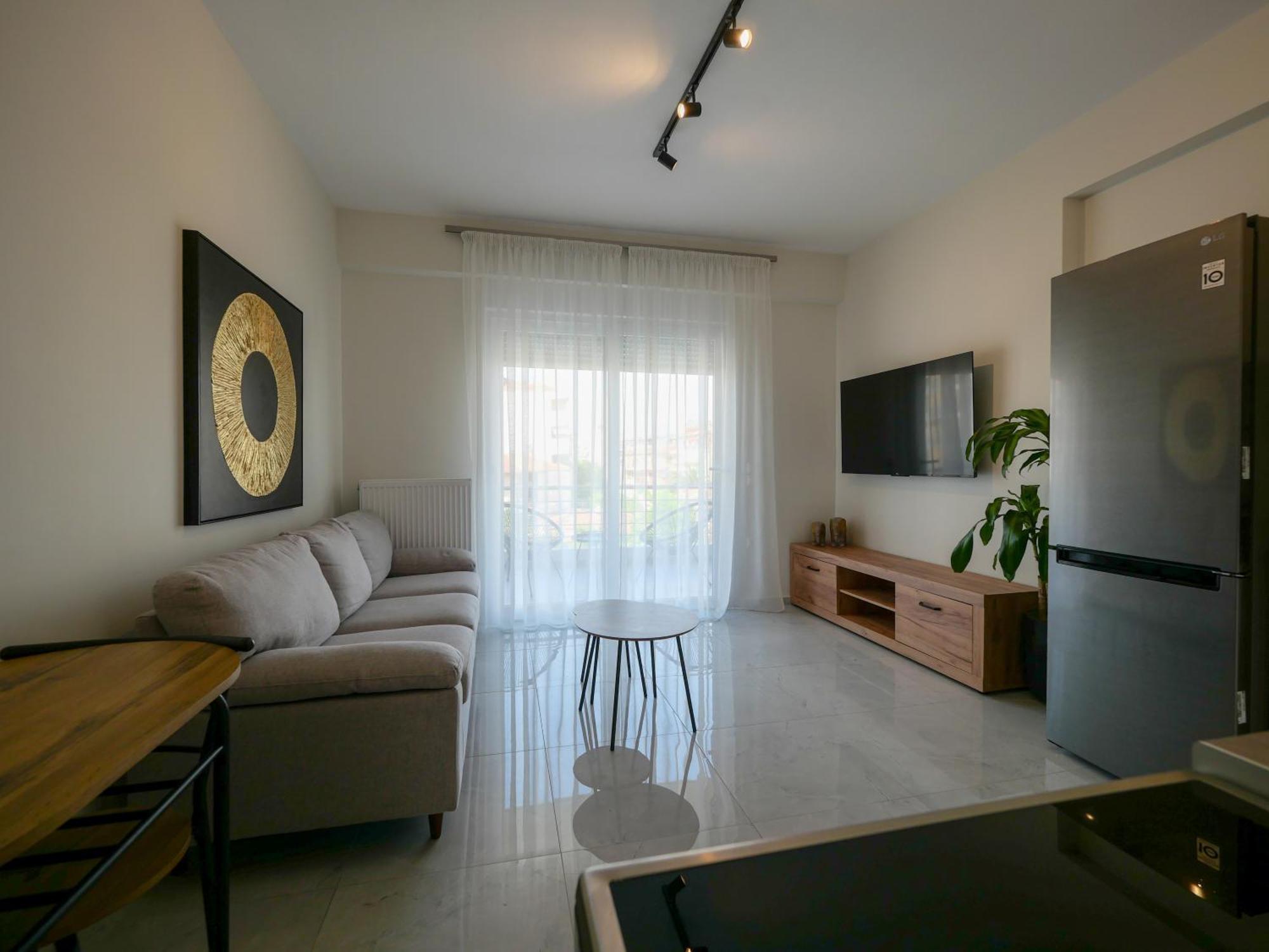 Deluxe Apartment Trikala  Bagian luar foto