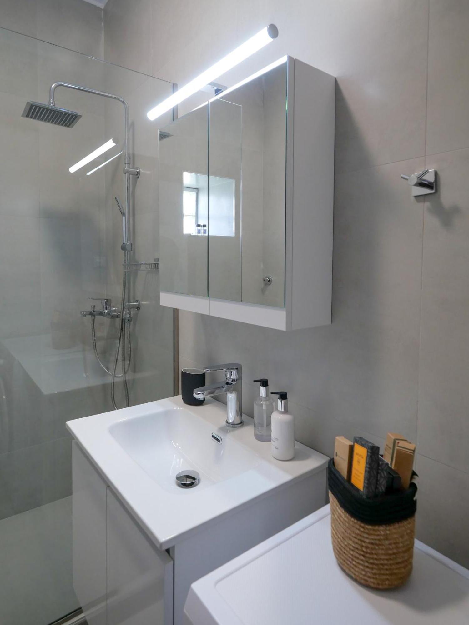 Deluxe Apartment Trikala  Bagian luar foto